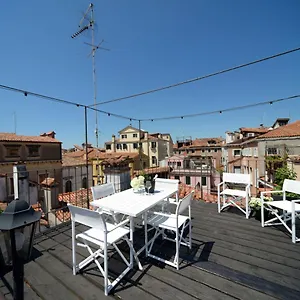 ** Hotel apartamentowy La Fenice Włochy
